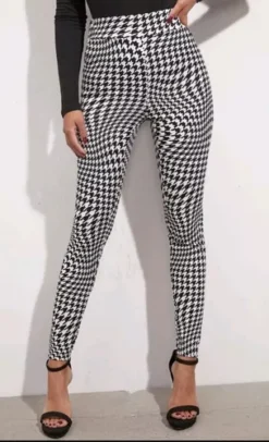 Legging Impreso -Promos Tops Deportivos Magasin D NQ NP 649795 MLM47372198493 092021 O