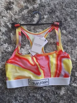 Sport Bra Multicolor Marca Calvin Klein! -Promos Tops Deportivos Magasin D NQ NP 706176 MLM70024923609 062023 O