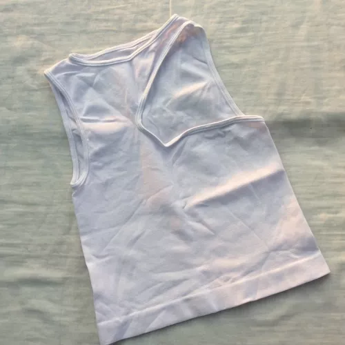 Shorts Y Tops Deportivos De Mujer 6 Shorts Y Tops Deportivos De Mujer – Image 6