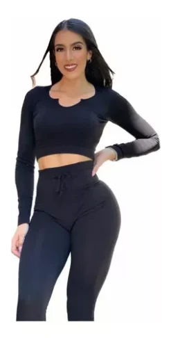 Conjunto Deportivo Manga Larga Color Negro Scrunch Legging