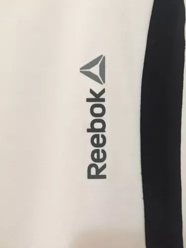 Mayon Deportivo Marca Reeboc En Excelente Condicion 4 Mayon Deportivo Marca Reeboc En Excelente Condicion – Image 4