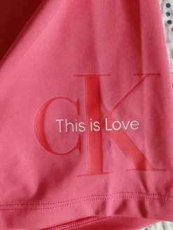 Short Biker Marca Calvin Klein -Promos Tops Deportivos Magasin D NQ NP 802106 MLM52118182052 102022 O