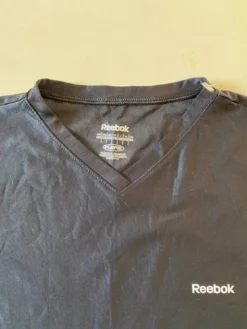 Playera Deportivo Dama Marca Reebok Talla Xs Excelente -Promos Tops Deportivos Magasin D NQ NP 944691 MLM44974030744 022021 O