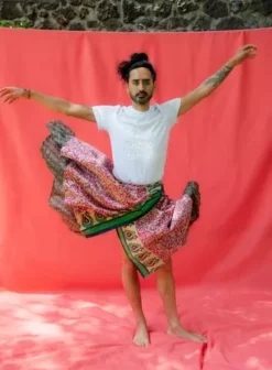 Playera Edición Especial Rompe Lo Binario Marca Igualdad -Promos Tops Deportivos Magasin D NQ NP 946182 MLM51507965496 092022 O